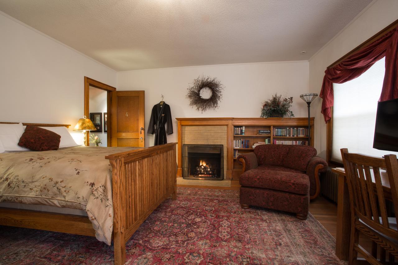 Hotel Stewart Wausau